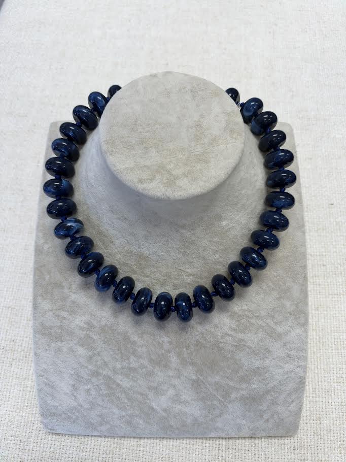 Flat Bead Magnetic Necklace