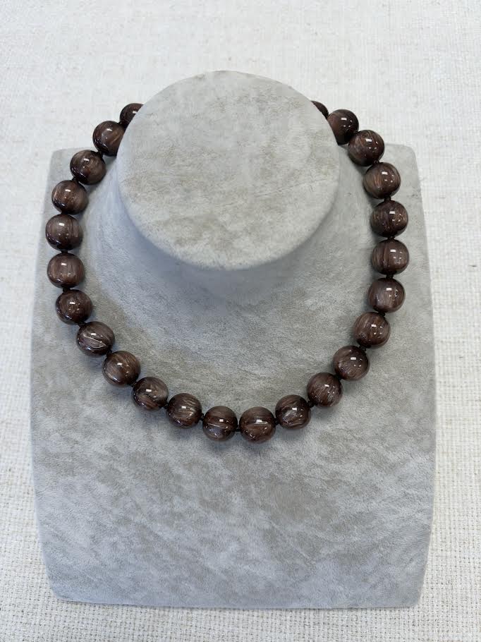 Round Bead Magnetic Necklace
