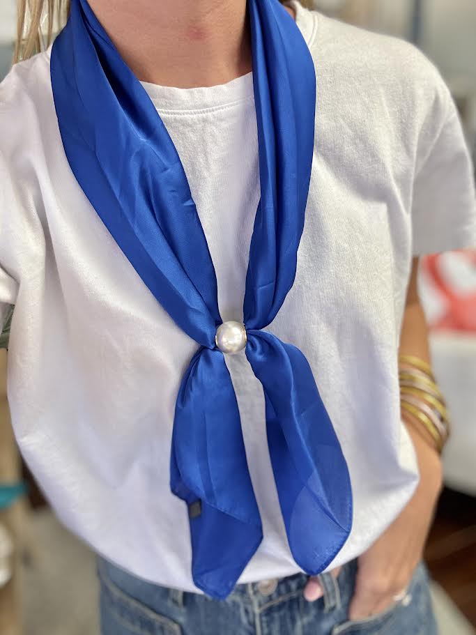Long Magnetic Pearl Scarf