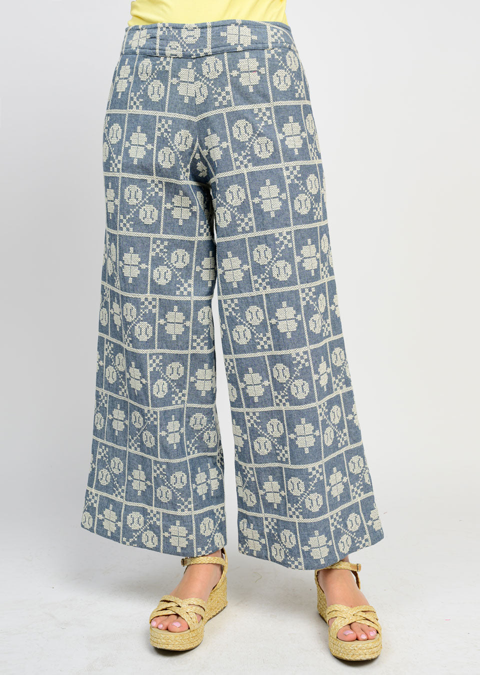 Layla Embroidered Pant
