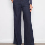 Wide Leg Stretch Jeans
