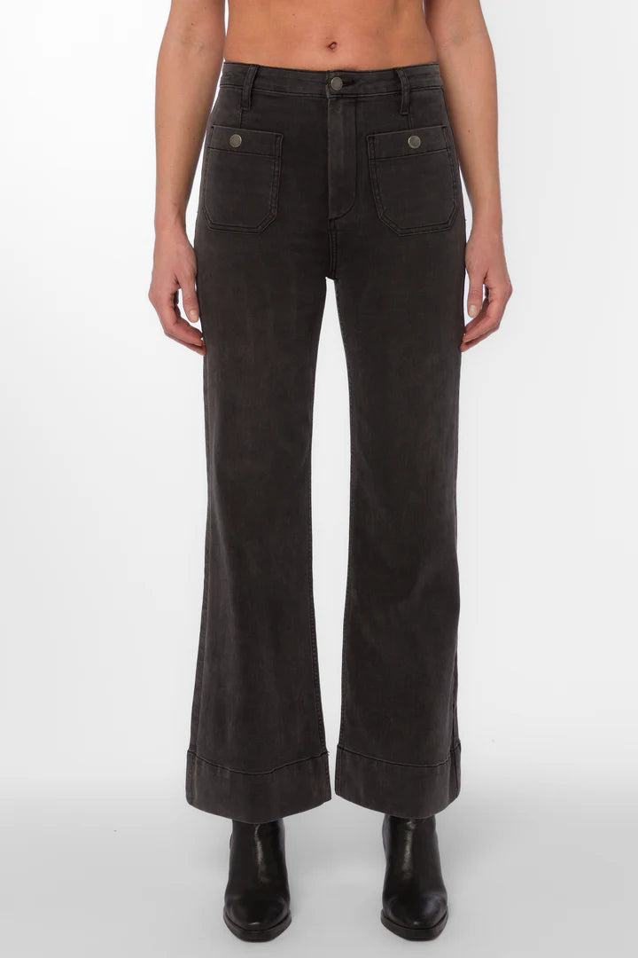 Gia High Rise Black Jean