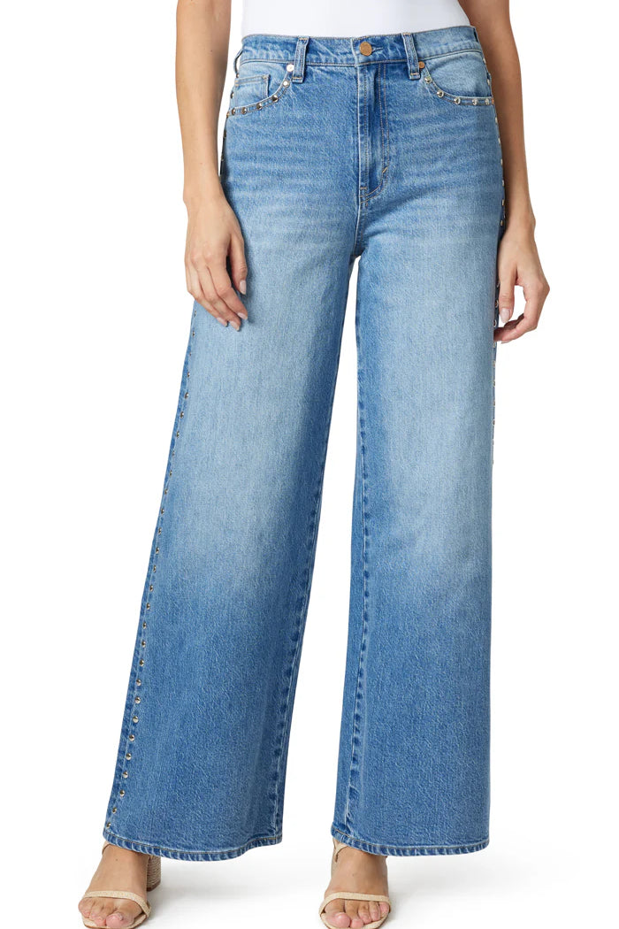 Wide Leg Slouch Jeans w/Studs
