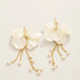 Corolla Dangle Earrings Pearl