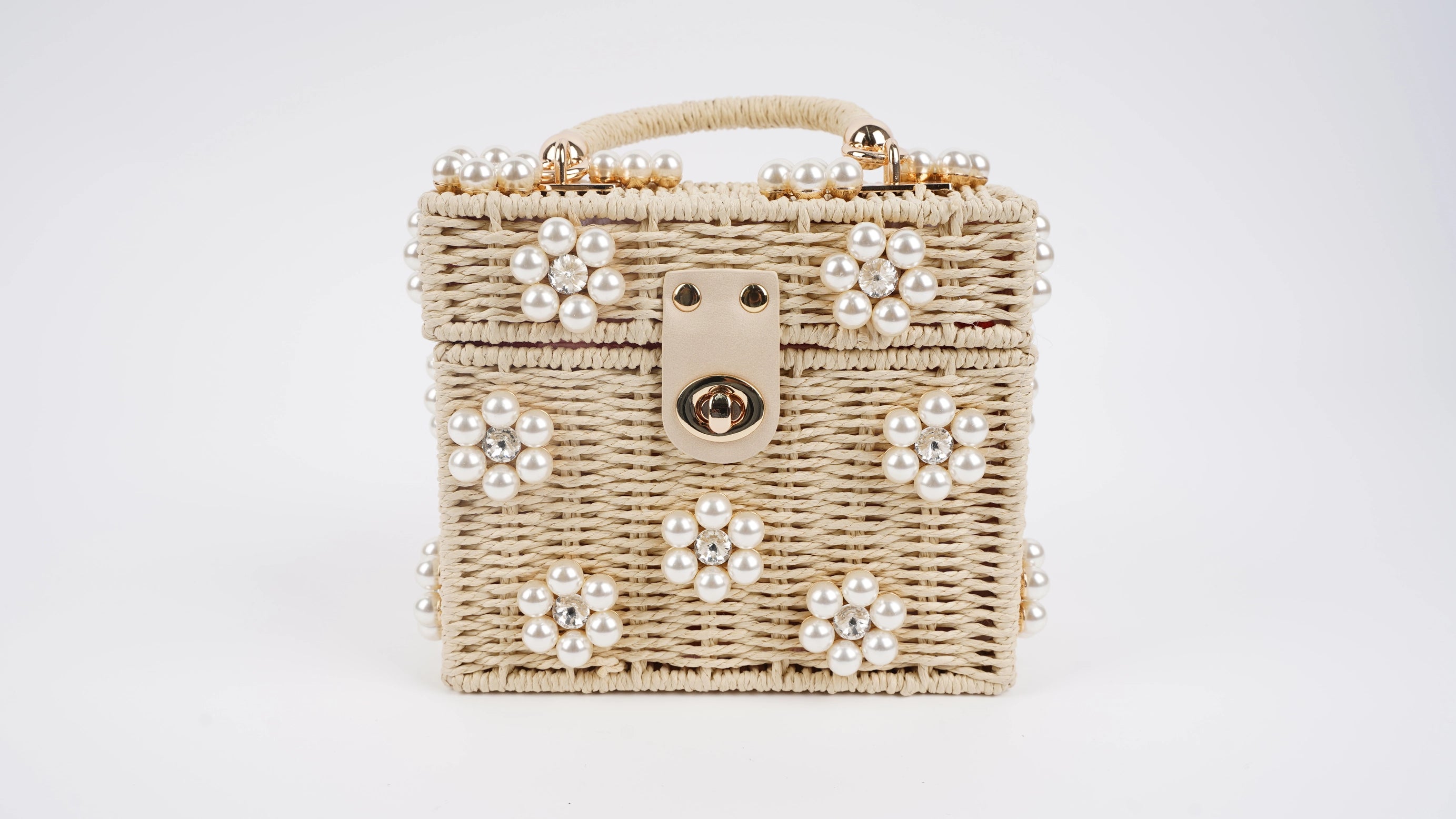 Woven wicker bucket bag
