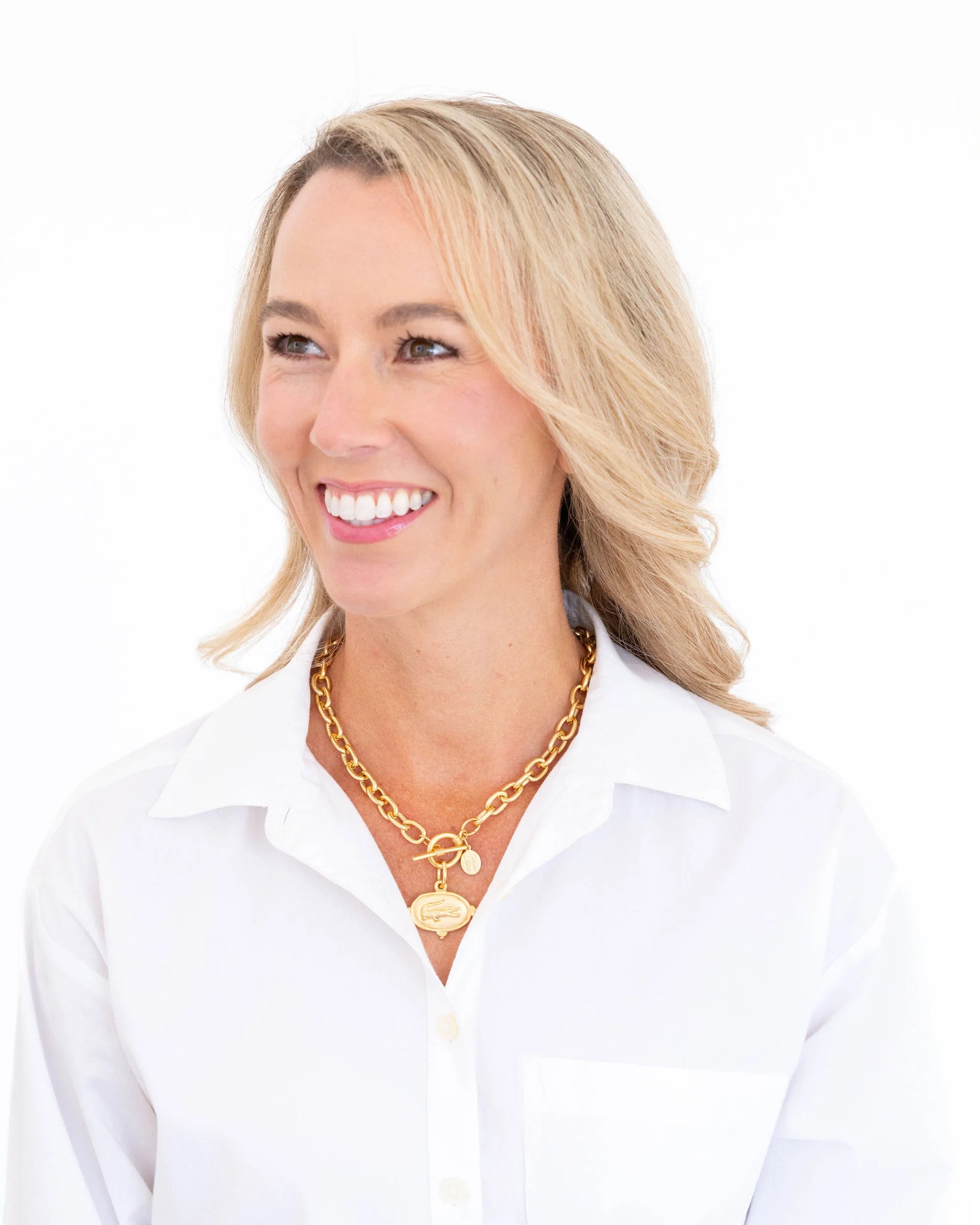 Alligator Intaglio Toggle Necklace